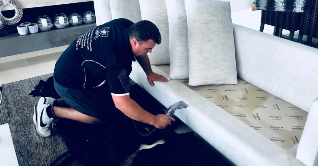 Steam Cleaning vs. Dry Cleaning for Sofas: Which is Superior?